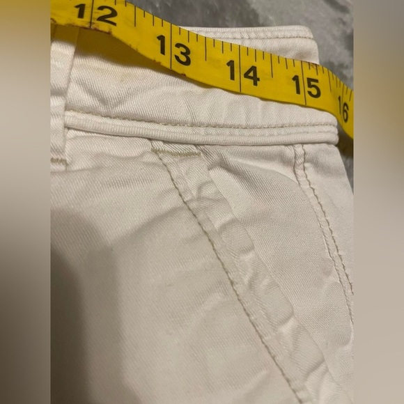 American Eagle Outfitters White shorts - Picture 4 of 8